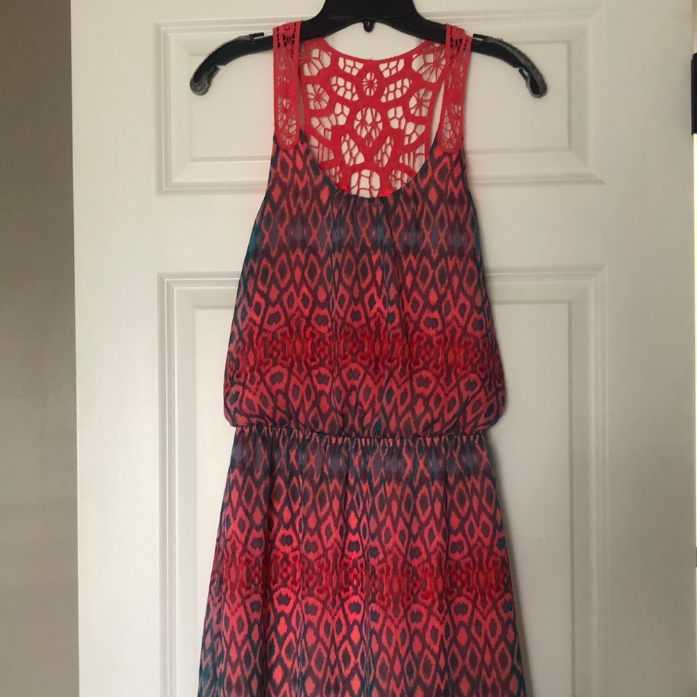 Express knee length summer dress with crochet back. Size small. Aqua/pink color